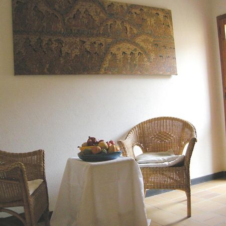 Via Dei Gerani B&B Sinnai Экстерьер фото