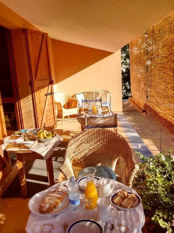 Via Dei Gerani B&B Sinnai Экстерьер фото
